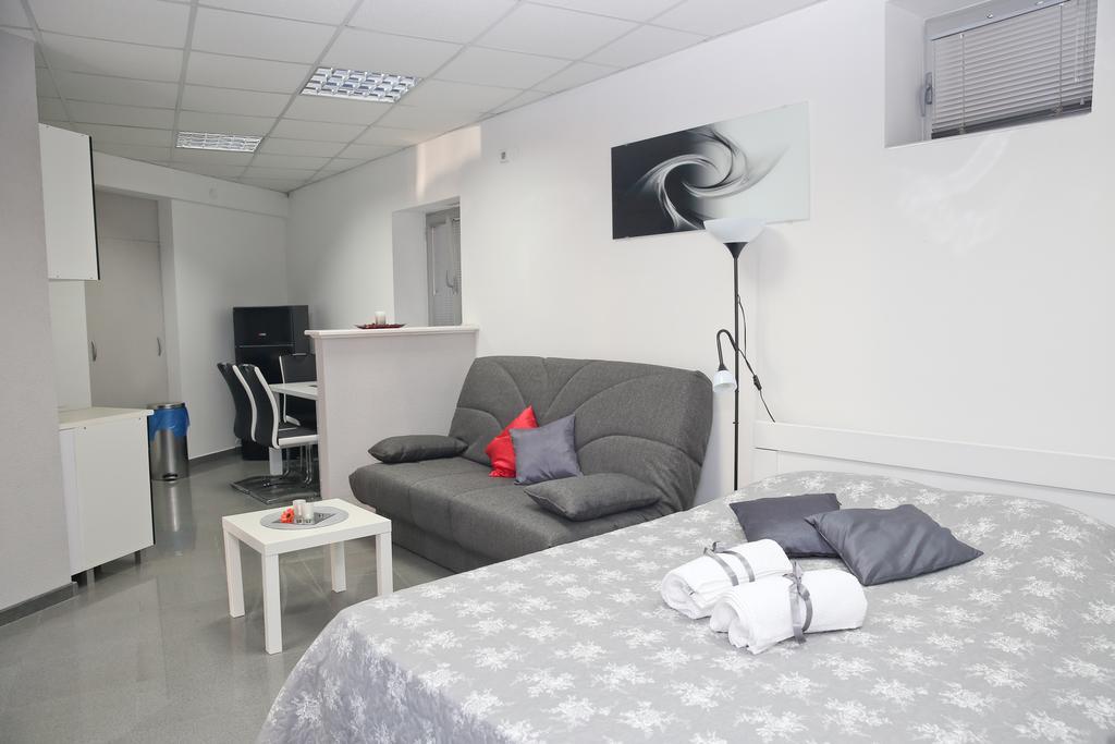 Apartments Qualitas Kotor Ngoại thất bức ảnh