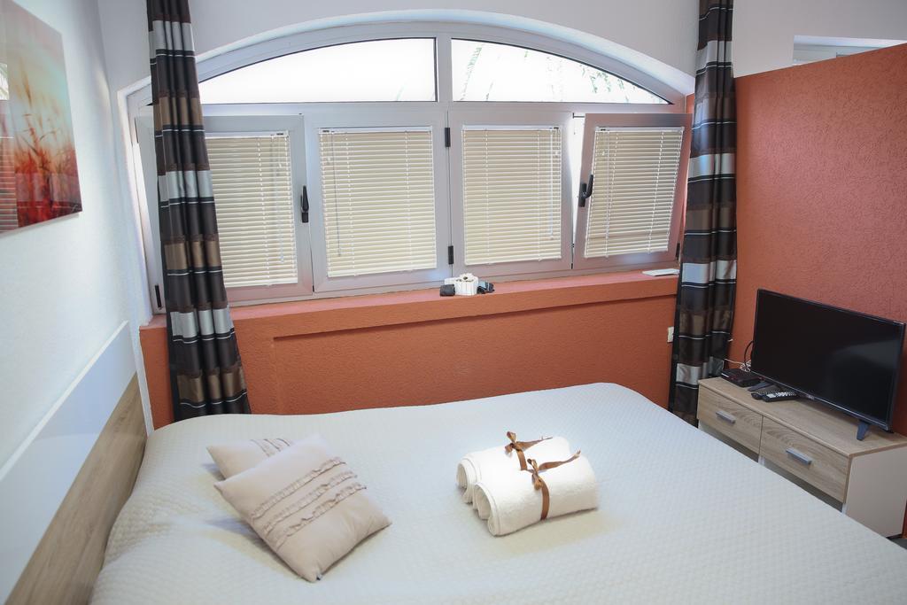 Apartments Qualitas Kotor Ngoại thất bức ảnh
