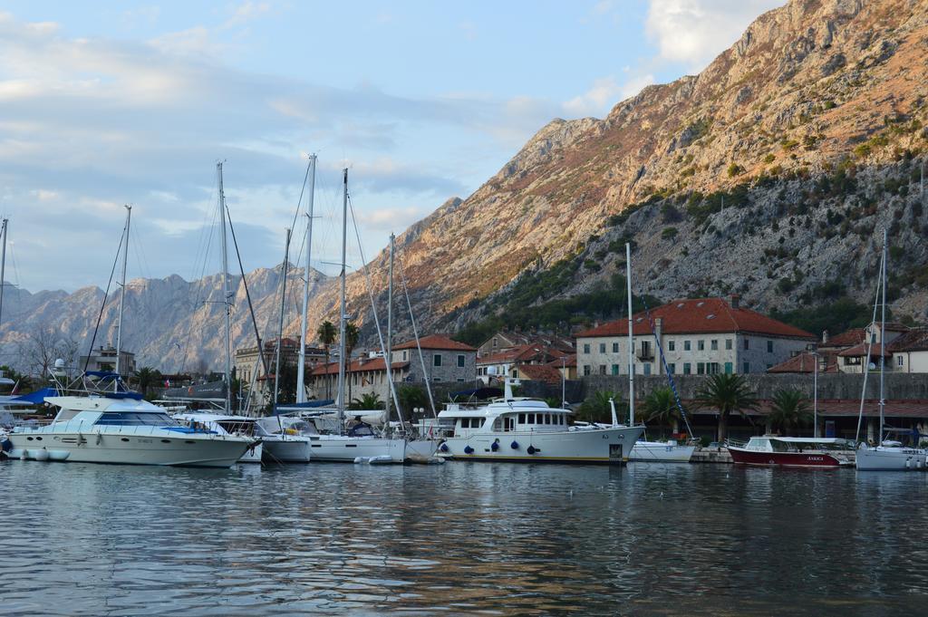 Apartments Qualitas Kotor Ngoại thất bức ảnh